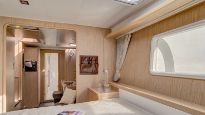 Lagoon 400 int3 - Skyfall Yacht Charter