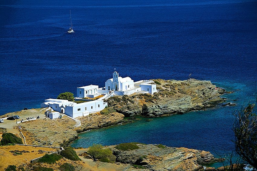 chrysopigi_sifnos